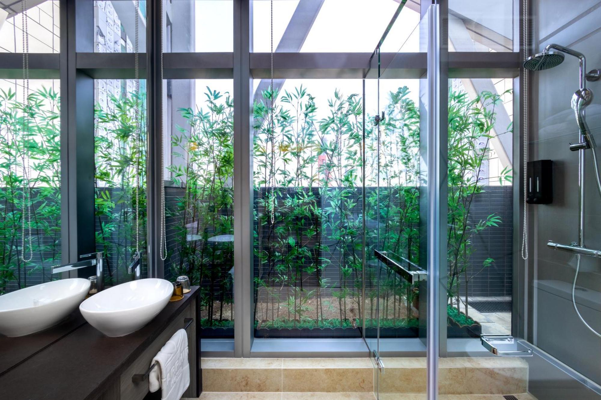 Starphire Hotel Hong Kong Exterior photo
